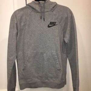 Women’s nike sweatshirt